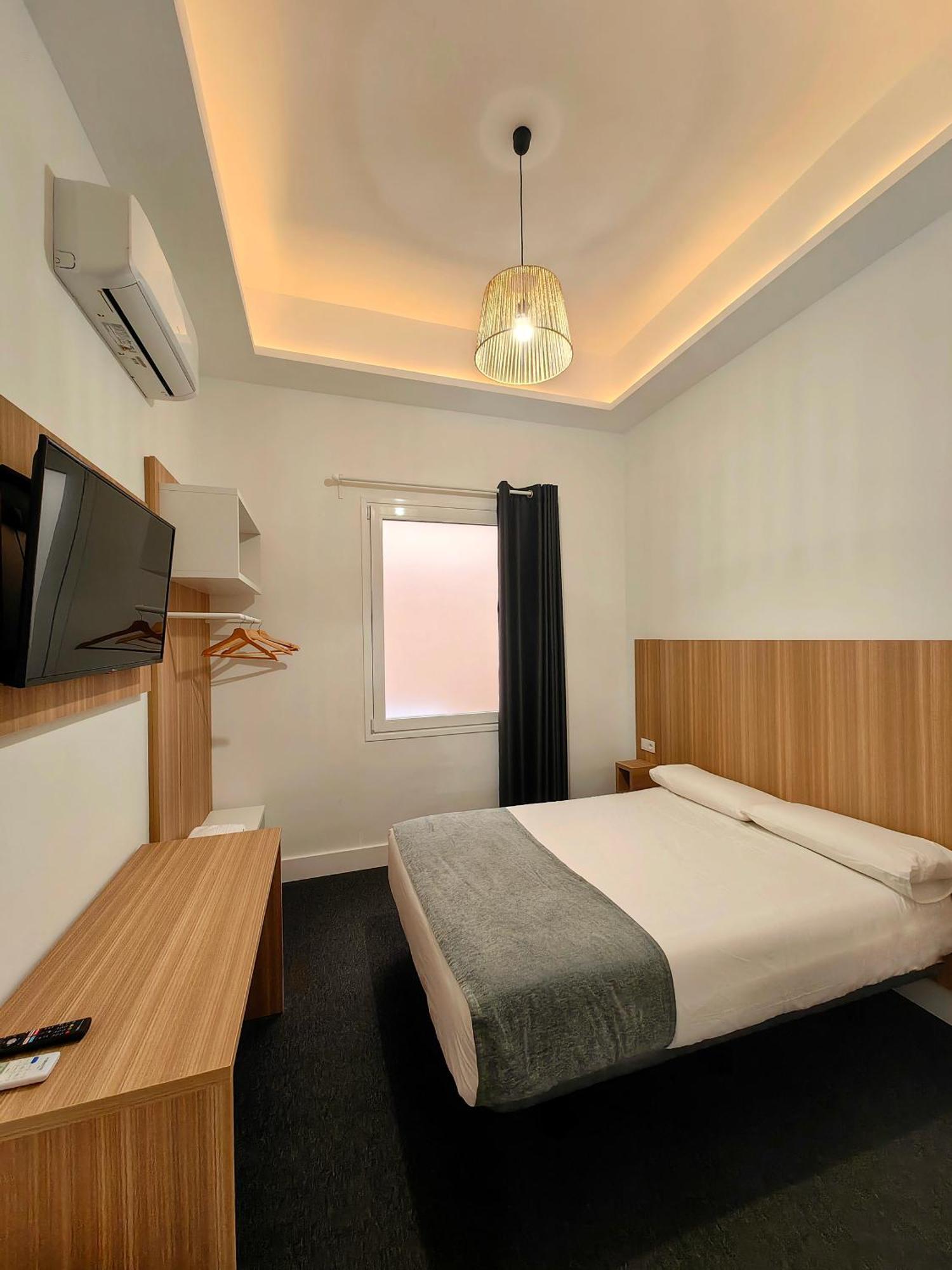 Hostel Siesta & Go Madrid Luaran gambar