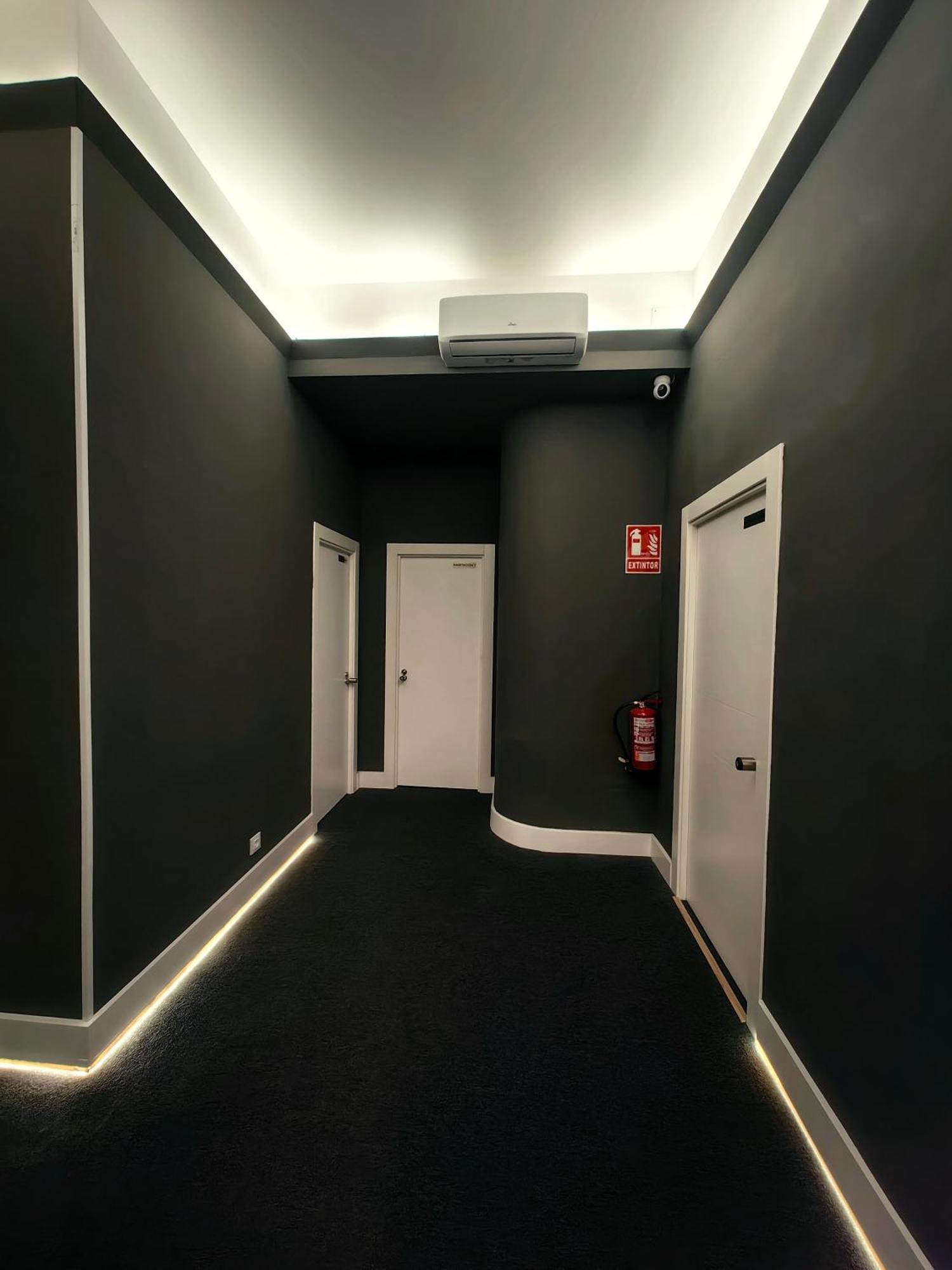 Hostel Siesta & Go Madrid Luaran gambar