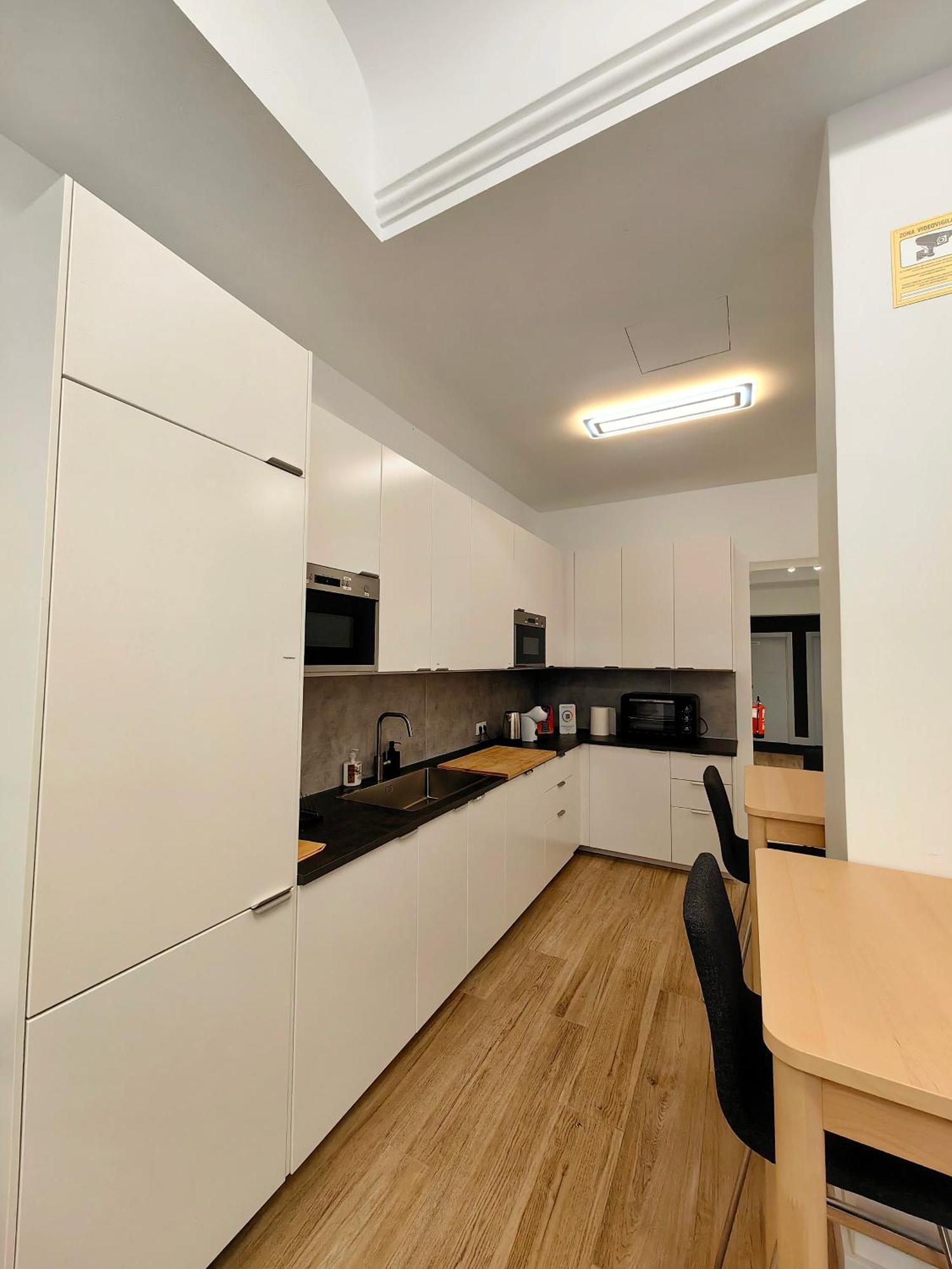 Hostel Siesta & Go Madrid Luaran gambar