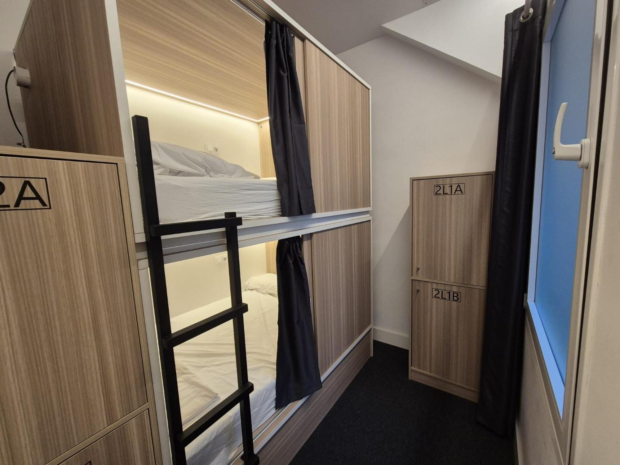 Hostel Siesta & Go Madrid Luaran gambar