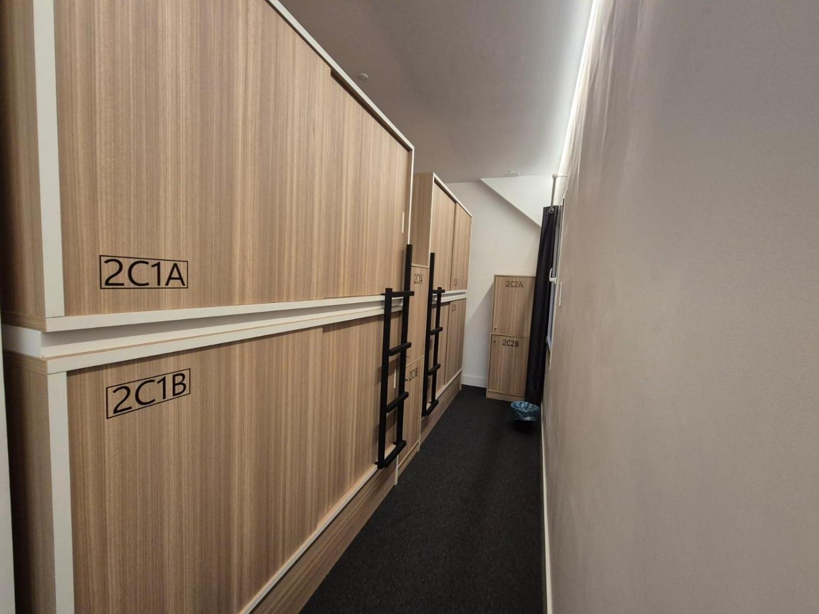 Hostel Siesta & Go Madrid Luaran gambar